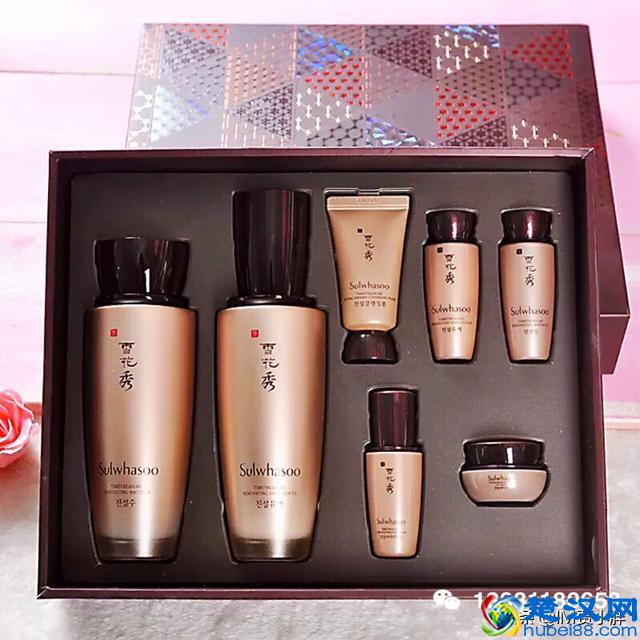 亲试推荐：适合30岁的护肤品，抗皱保湿两不误