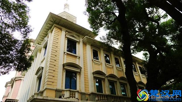 广州沙面岛将进行全面整治，夜晚游玩沙面岛也可以看灯光秀了