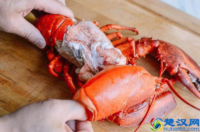 龙虾最好吃的做法，不煎、不油炸，做法简单，开胃又营养！