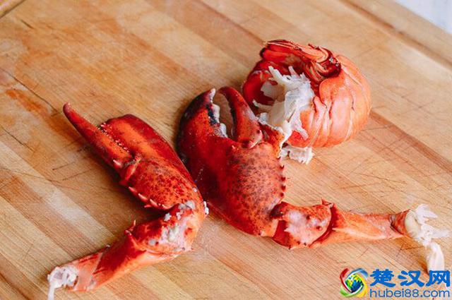 龙虾最好吃的做法，不煎、不油炸，做法简单，开胃又营养！