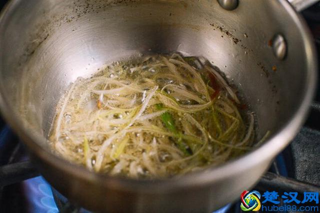 龙虾最好吃的做法，不煎、不油炸，做法简单，开胃又营养！