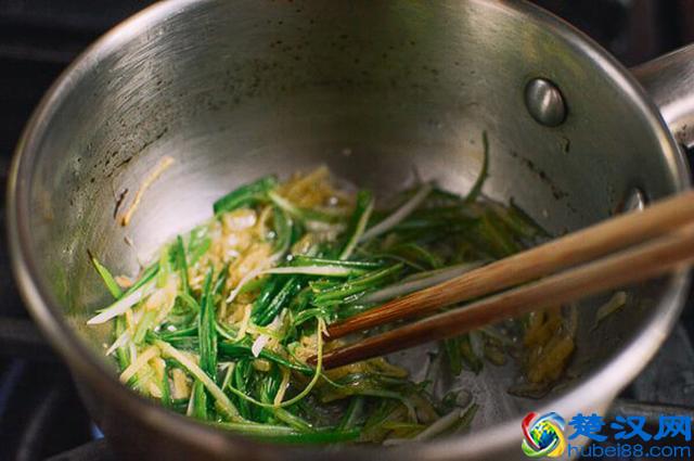 龙虾最好吃的做法，不煎、不油炸，做法简单，开胃又营养！