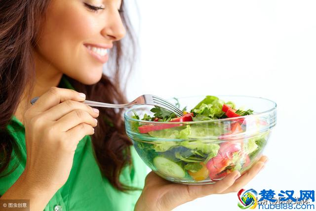 来“大姨妈”不能吃什么？医生举例：这几种食物希望你少碰