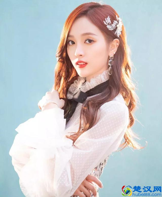 珍珠发夹out！今年这5款好看不贵的ins小发夹美爆了！