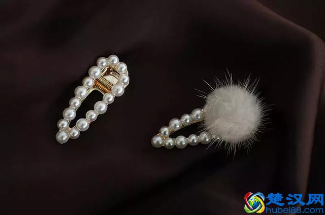 珍珠发夹out！今年这5款好看不贵的ins小发夹美爆了！