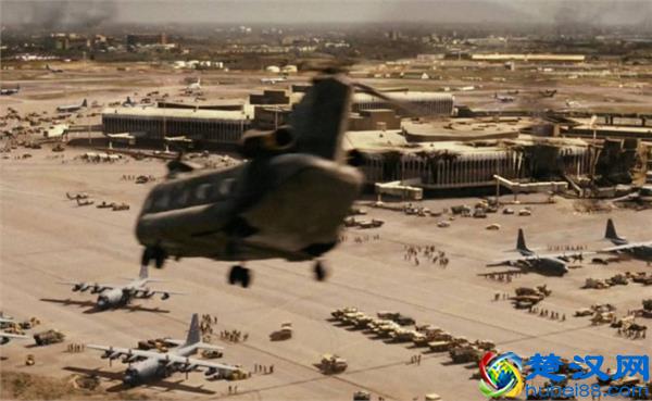 美国当年为什么非要攻打伊拉克？其实用八个字就能概括