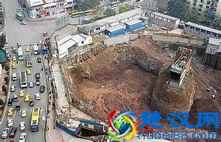 钉子户？啥叫钉子户？为什么会成为钉子户呢？解决办法是什么呢？