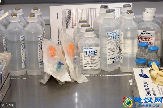 生理盐水和食用盐水什么区别？生理盐水能不能直接喝？