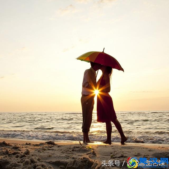 真正的爱情是什么样子？（说说你们心中它是什么样的）