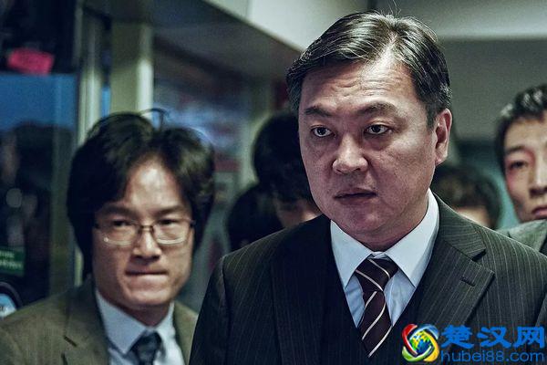 《釜山行2》今年上映，韩国丧尸片《釜山行》，到底好在哪里