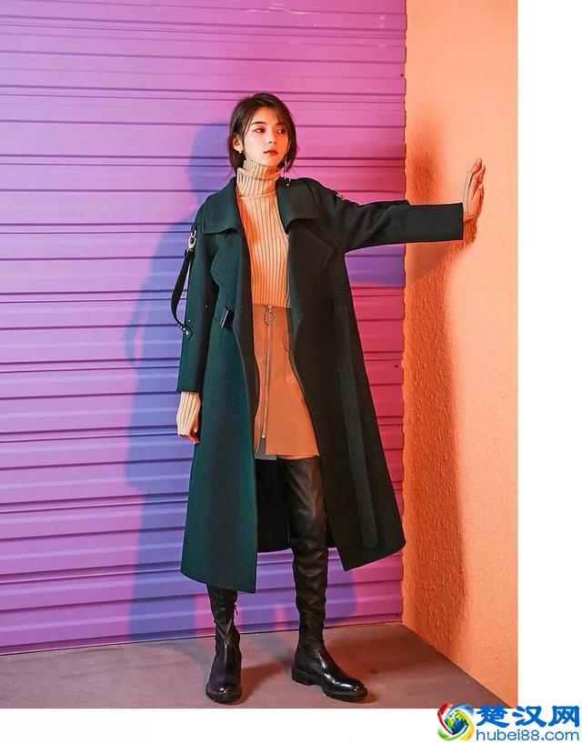 墨绿色和这4个颜色搭配绝对出彩！