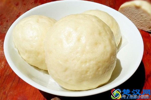 蒸馒头的时候加上这个，蓬松劲道味道比外面卖的还要好