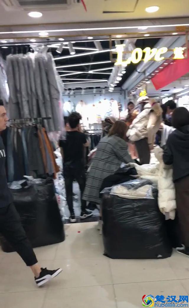 新手小白去批发市场拿货，应该注意什么？