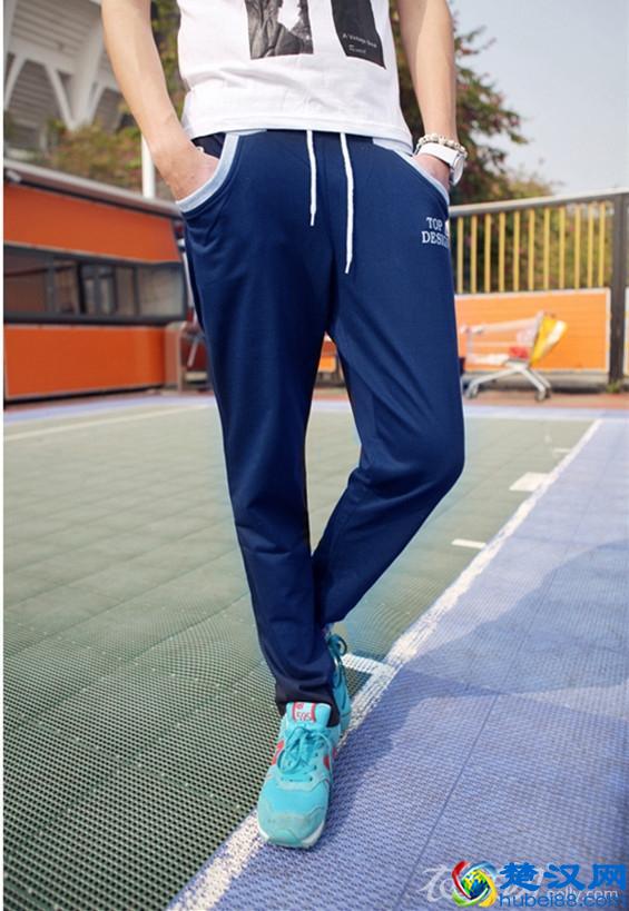 男士藏蓝色裤子搭配什么鞋子好看