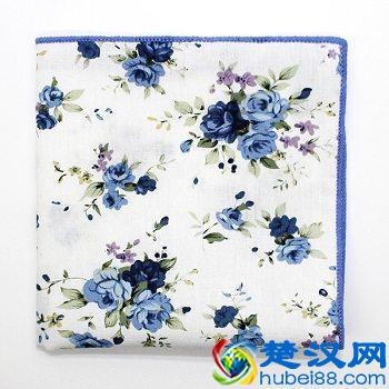 深蓝色西装的5种经典搭配方法,不同的场合可以有不同的着装方式