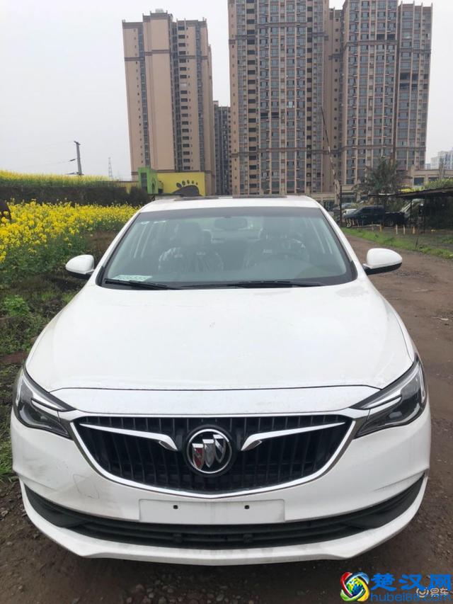 给老婆买个代步车，试驾过卡罗拉之后，最终选择了别克英朗