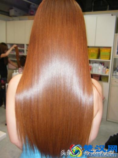 头发干枯毛躁，只需三招让你头发变得柔软光滑