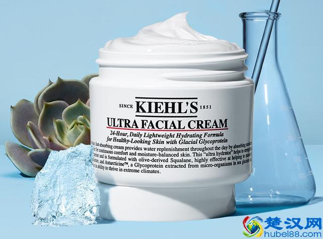 皮肤干燥起皮，拿什么拯救空调房里的敏感肌？