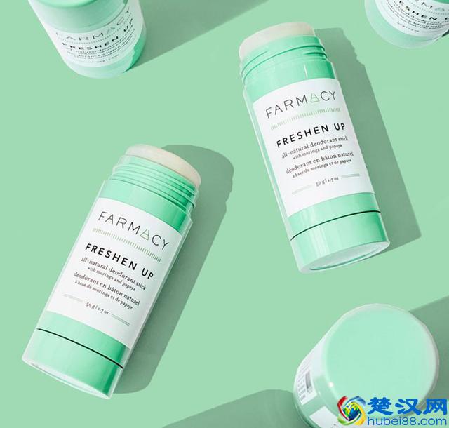 皮肤干燥起皮，拿什么拯救空调房里的敏感肌？