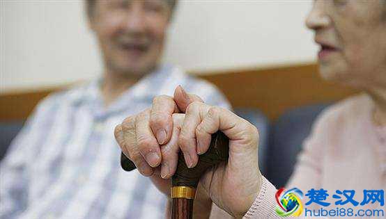 老百姓个人如何交养老保险？个人买养老保险是否划算？终于清楚了