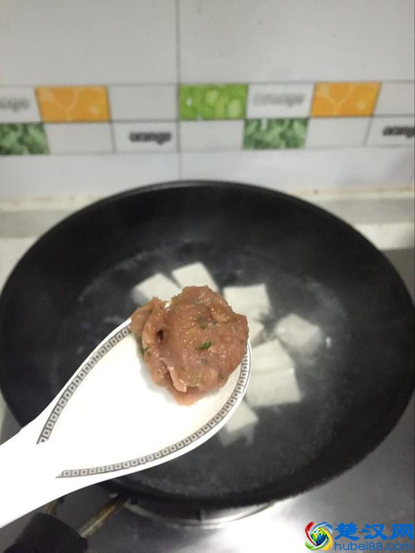 豆腐肉丸汤的家常做法