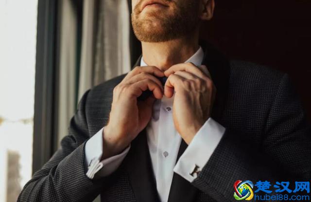 衬衫总买不对？4个细节告诉你，怎么判定一个衬衫是否合身