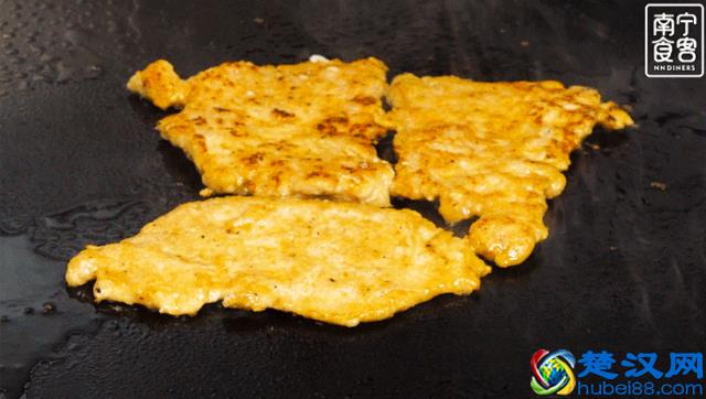 现烤面包，现煎猪扒  超人气猪扒包，出街必点