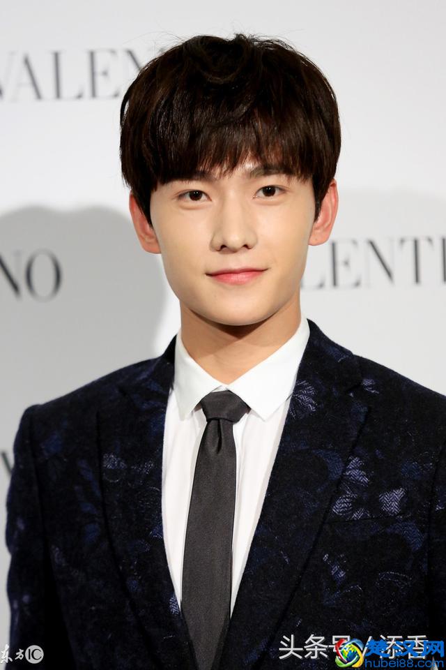 娱乐圈总说小鲜肉小鲜肉，小鲜肉到底是啥意思？都谁算小鲜肉？