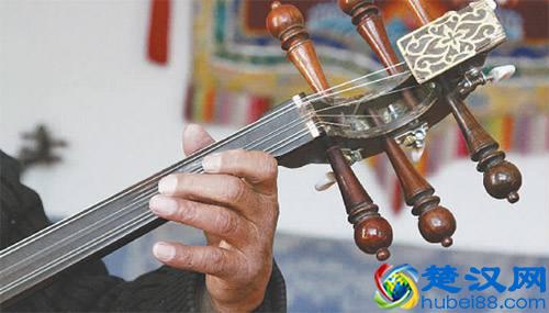 六弦琴不仅指吉他，还是它的别称！