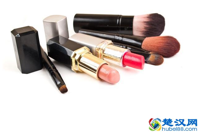 军绿色外套如何搭配？ | 单品篇