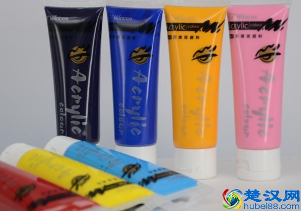 文萃颜料——衣服沾了丙烯颜料怎么办