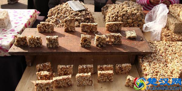 80%的人觉得切糕天价，别傻了，新疆人告诉你，你可能被欺骗了