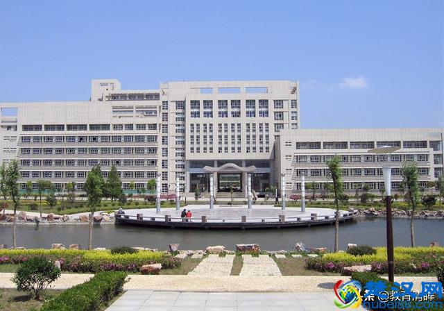 实力强悍的江苏大学，如果地处南京，现在又会是怎样？