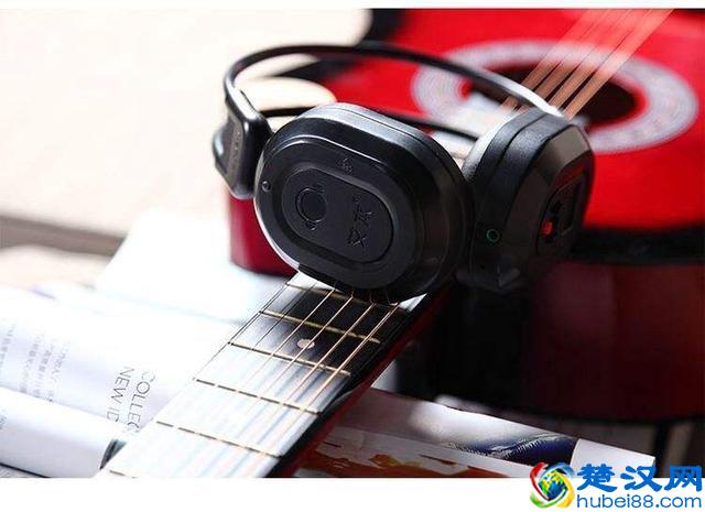 掌握这两个技巧，轻松拿下托福听力！