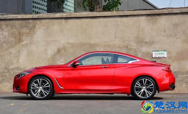 30多万元买跑车，看腻了福特野马，网友：这辆英菲尼迪Q60怎么样
