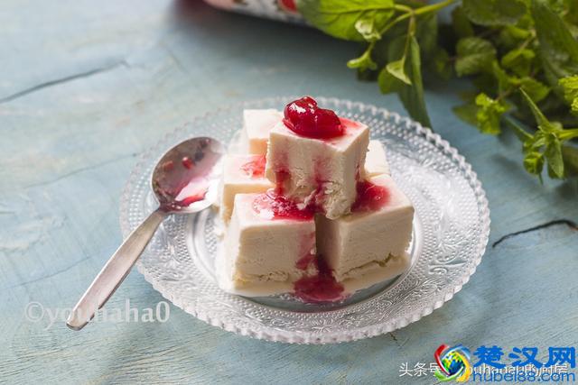 夏天再也不用去买冰激凌了，用棉花糖做的更好吃