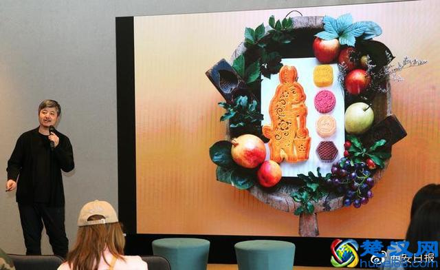 设计师走遍中国搜集7000块月饼模具 来西安展出教孩子复原古代月饼的模样