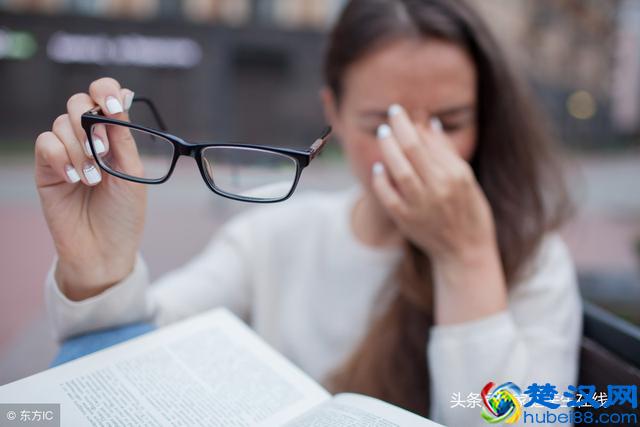 为什么近视的人越来越多？4个原因，导致视力越来越差！