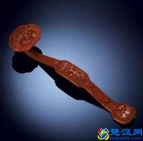 大叔带蓝水如意上央视鉴宝，专家：这是老头乐！