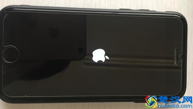 苹果手机白苹果无法开机怎么办？教你给iphone刷机！
