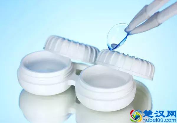 戴隐形眼镜时，请遵守3个守则！每守住一个，危险能降好几成