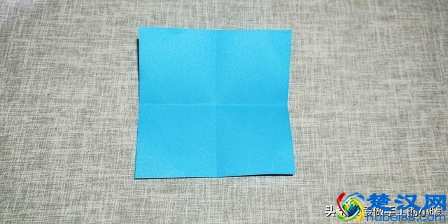 礼物盒折纸图解，简单几步轻松掌握