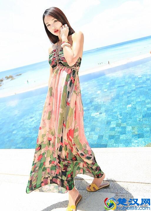 去海边旅游穿什么衣服，2019女生海边旅游穿衣指南沙滩裙
