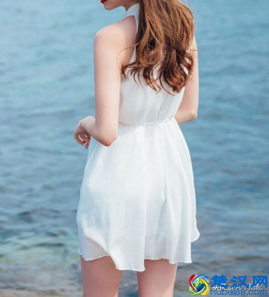 去海边旅游穿什么衣服，2019女生海边旅游穿衣指南沙滩裙