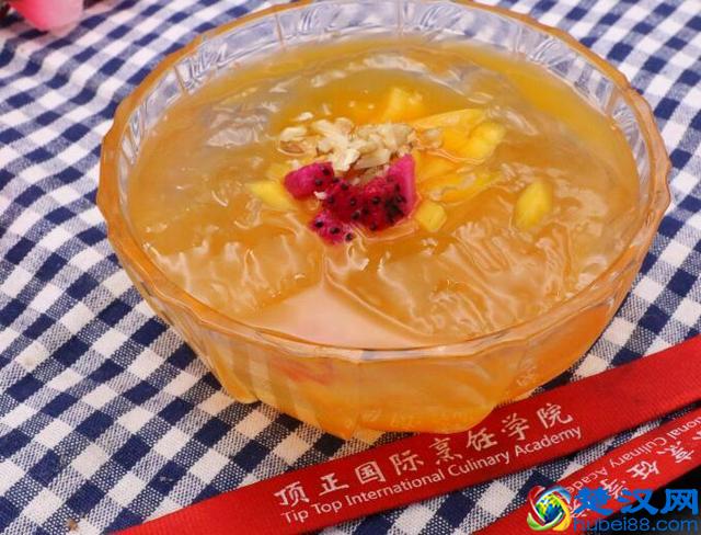 小吃培训：简单好卖摆摊更好的小本创业项目有哪些呢？