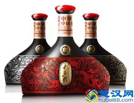 喝白水杜康酒 逛千年古庙会