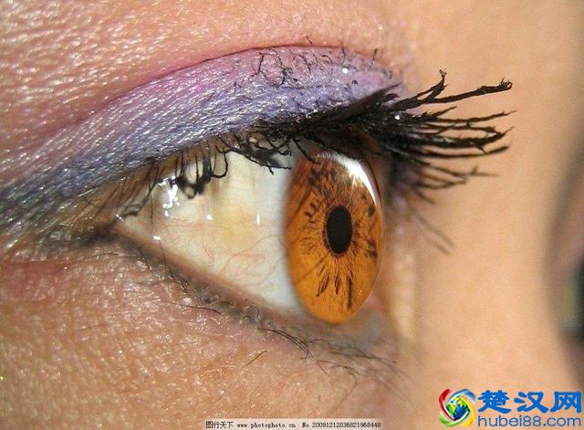 不了解眼线笔，只怕怎么画都晕妆？