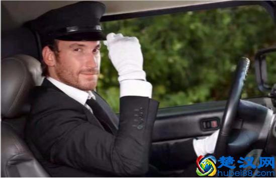 C1驾照还可以做别的，赚钱的机会可别错过了