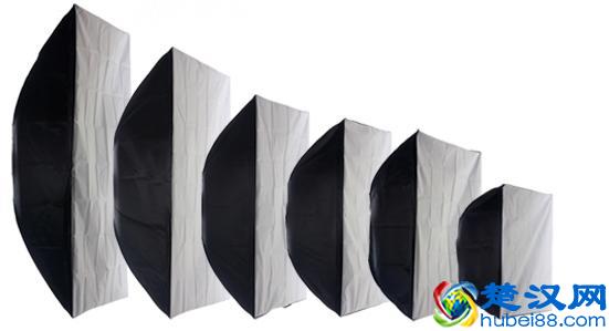 在影棚内专业拍照都需要哪些设备？