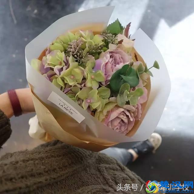 开花店需要注意什么？1分钟，让你了解开花店的准备工作！